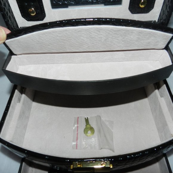 JW London Jewlery Case Black Moc Croc - Picture 8 of 8